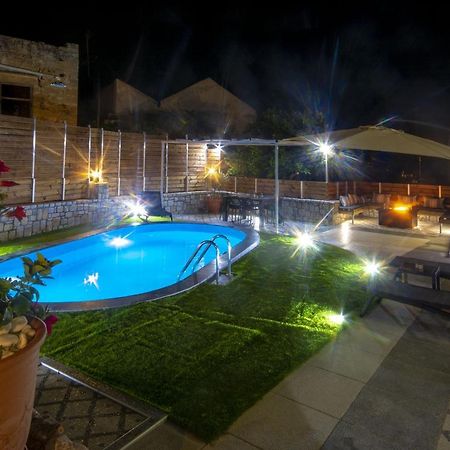 Casa Christina-Luxury Villa กิสเซมอส ภายนอก รูปภาพ